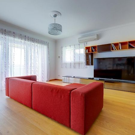 Seafront Apartment In Sliema With Pool, Upmarket Complex Exteriör bild